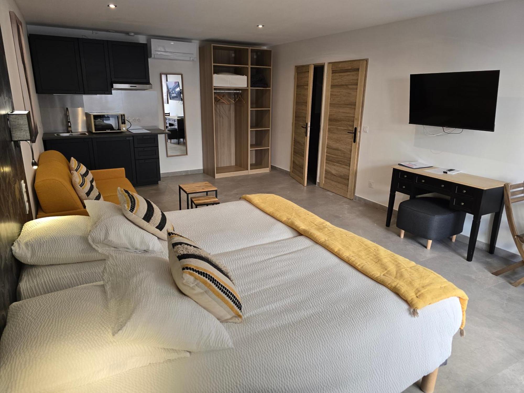 Les Loges Du Luberon Hotel Coustellet Exterior photo