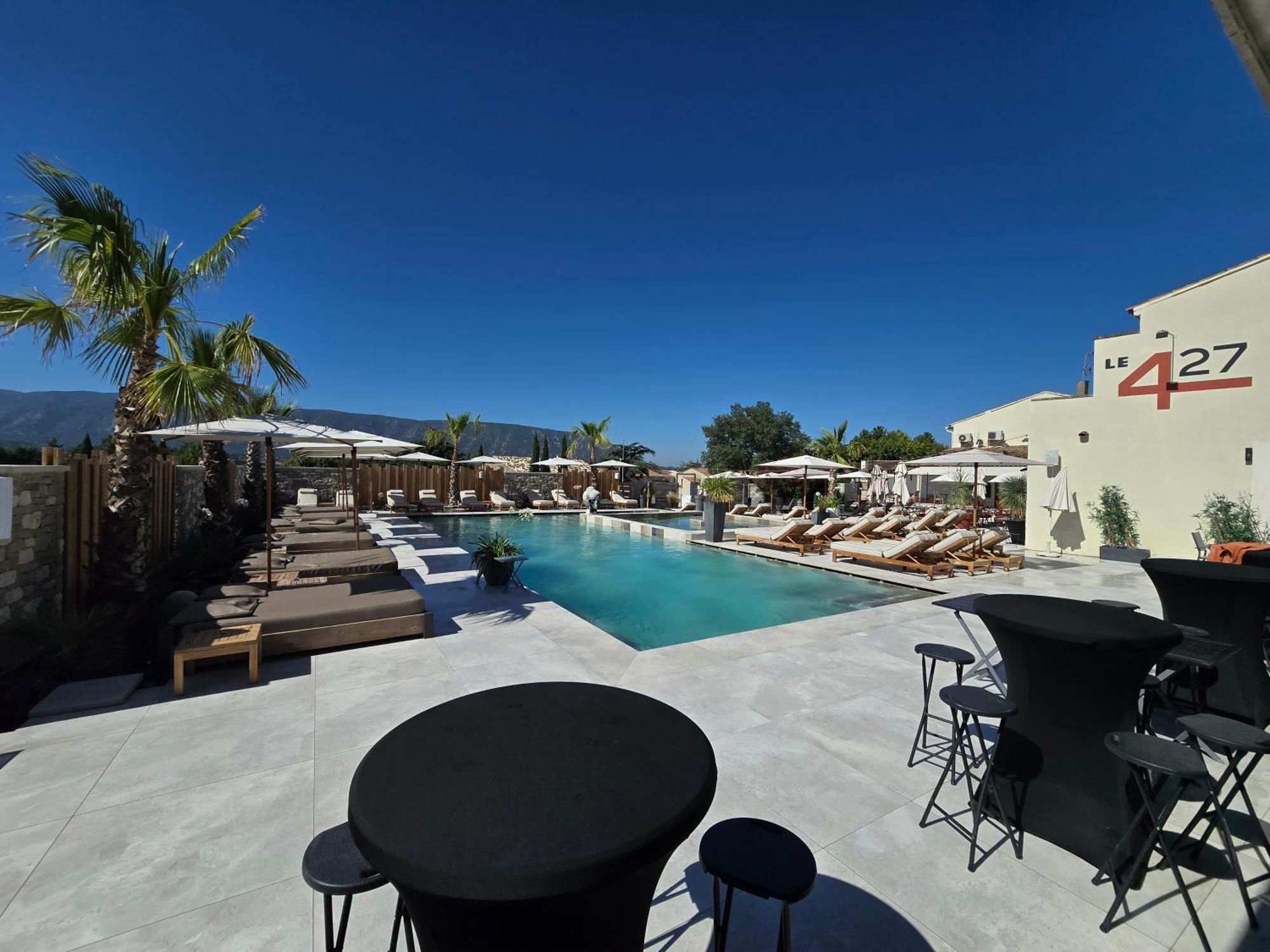 Les Loges Du Luberon Hotel Coustellet Exterior photo