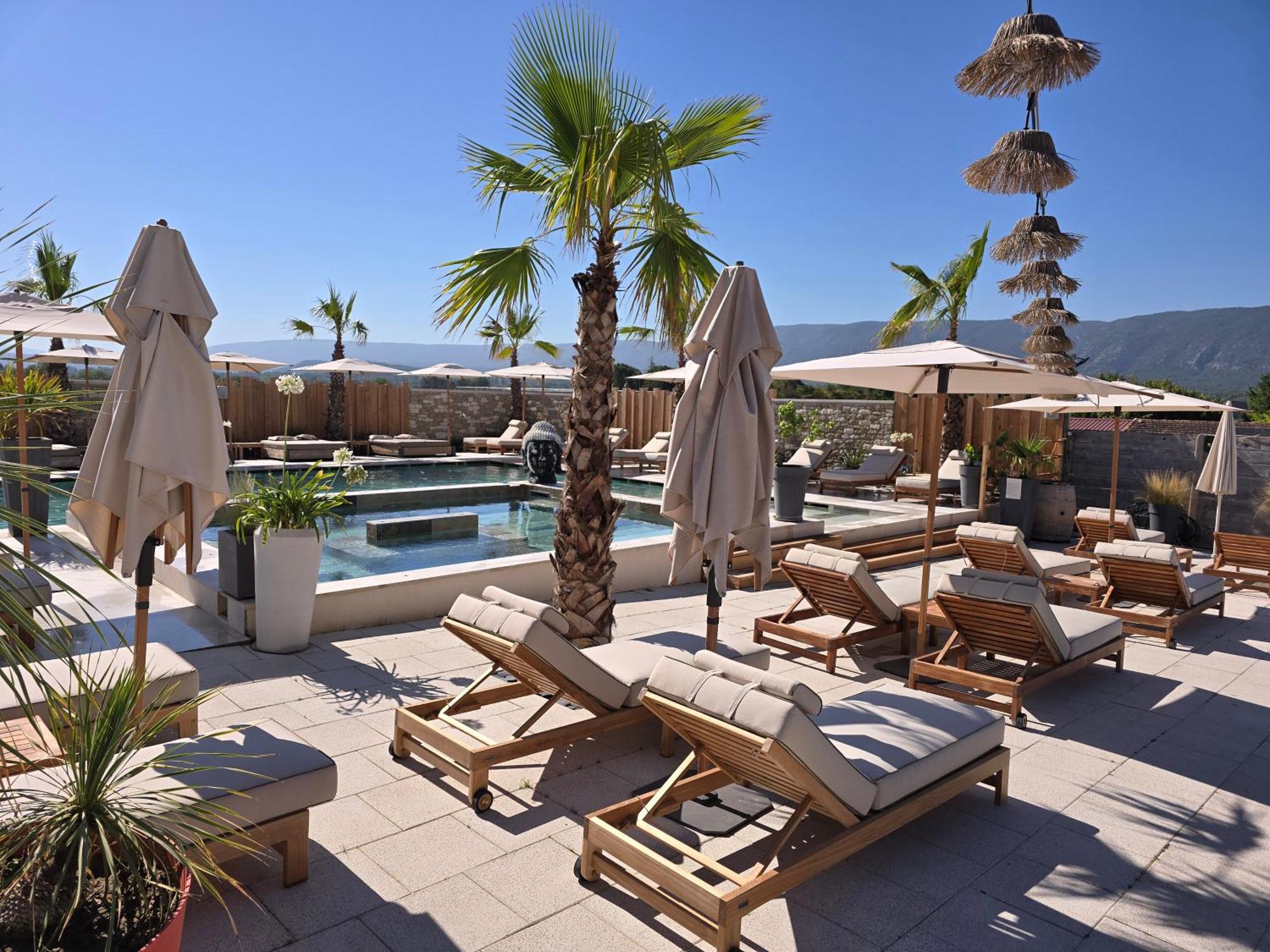 Les Loges Du Luberon Hotel Coustellet Exterior photo