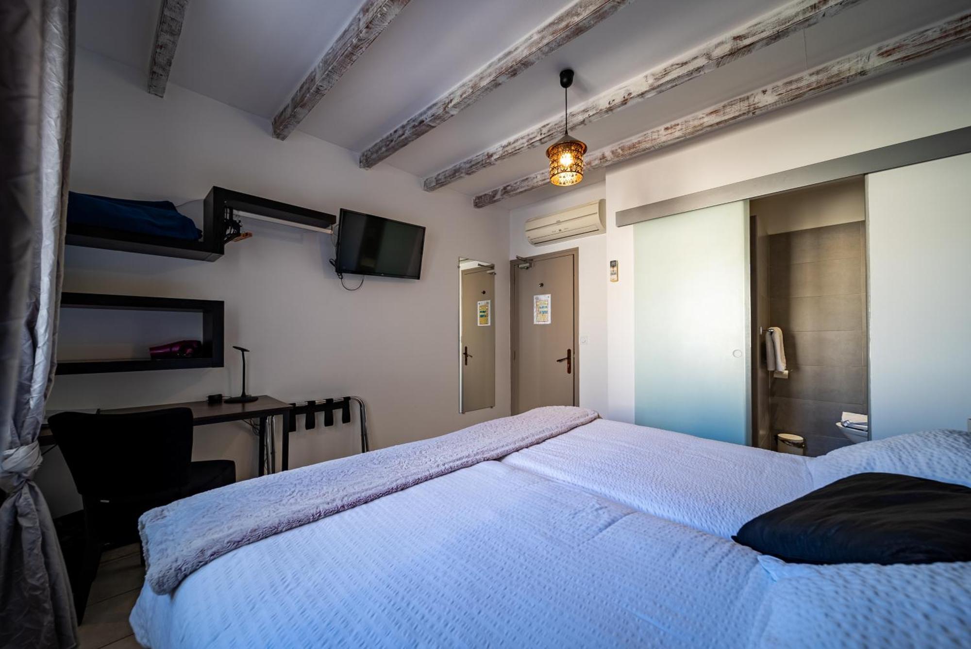 Les Loges Du Luberon Hotel Coustellet Exterior photo